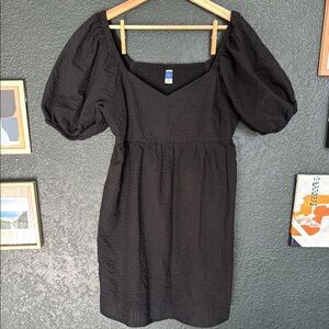 Old Navy Black Puff Sleeve Sundress Sweetheart Neckline